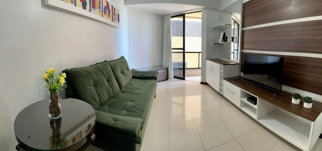 Apartamento Beira-mar Em Pajucara Com Excelente Localizacao *